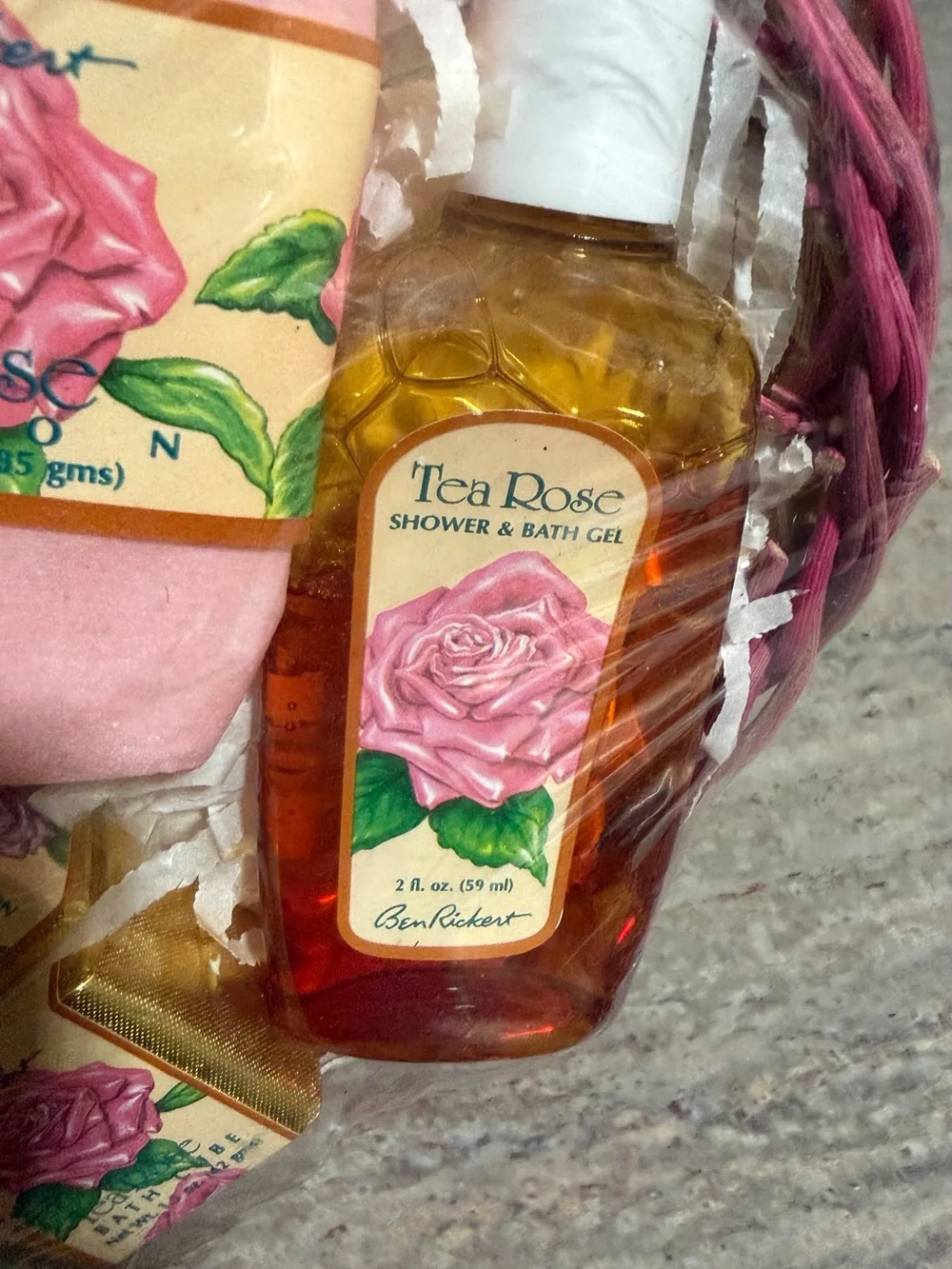 Ben Rickert 8-Piece Discontinued Wild Rose Floral Bath Gift Basket Set -